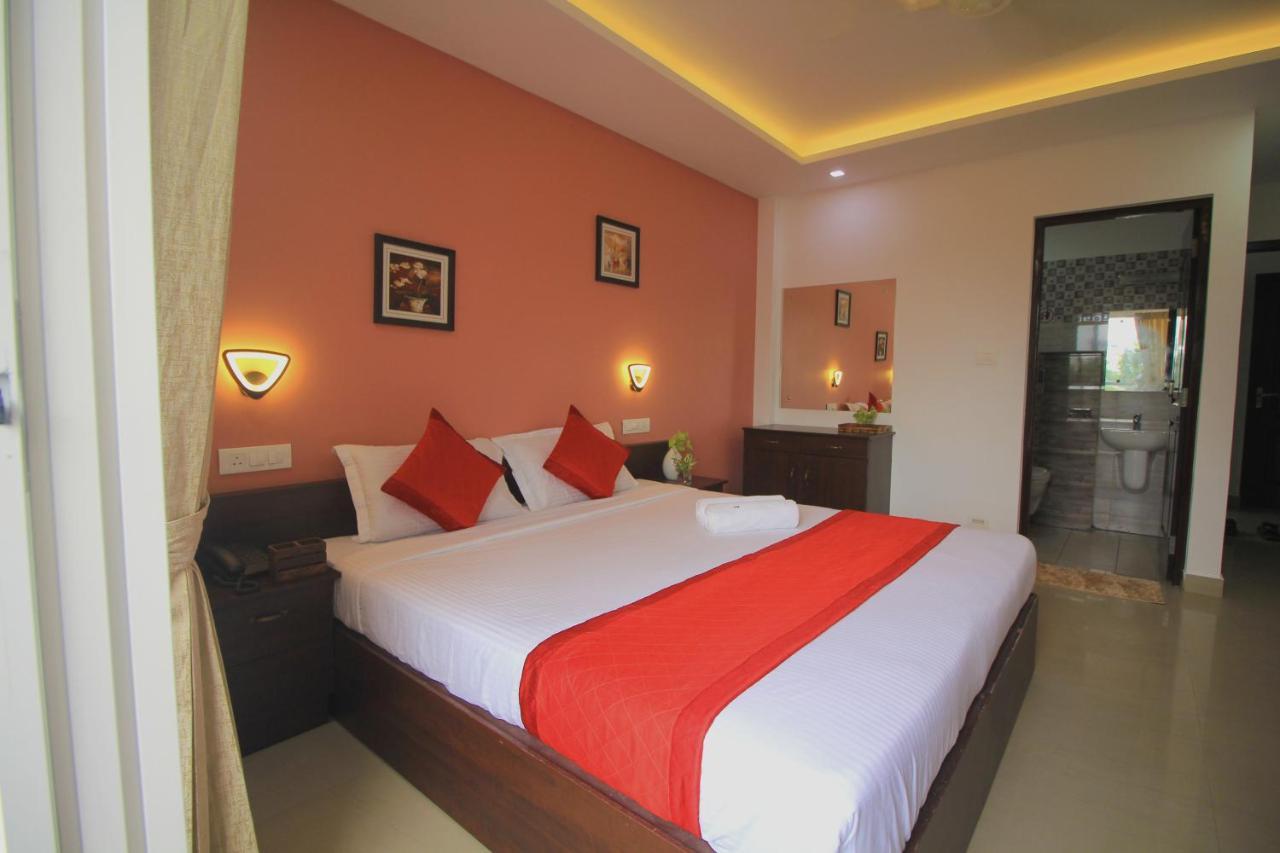 Hotel North Centre Kochi Zewnętrze zdjęcie