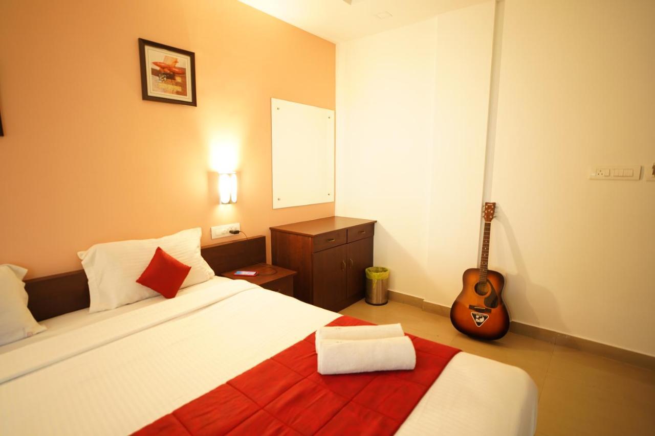Hotel North Centre Kochi Zewnętrze zdjęcie