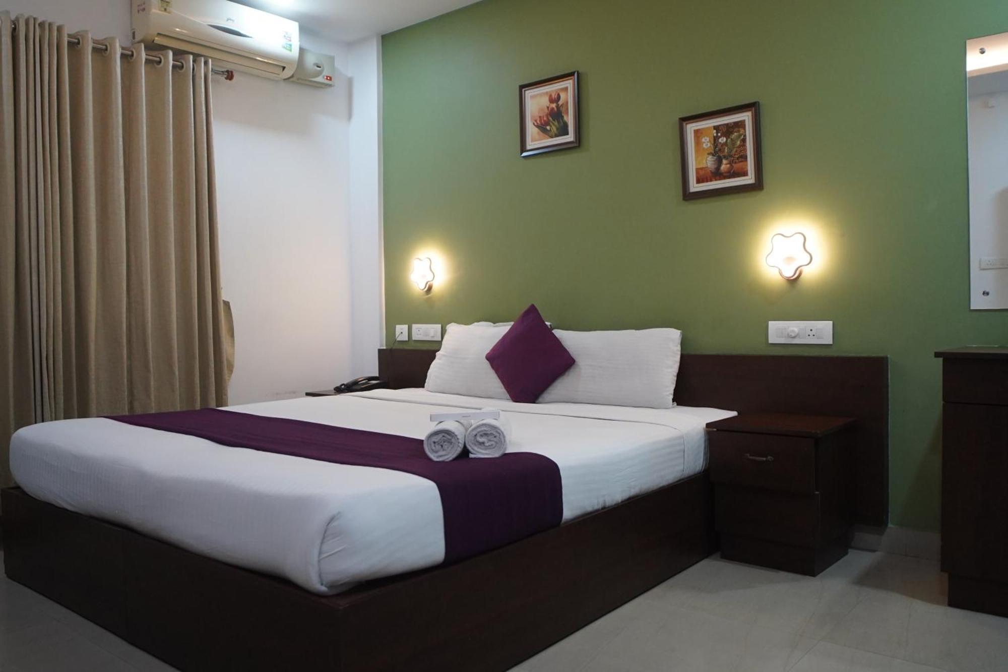 Hotel North Centre Kochi Zewnętrze zdjęcie
