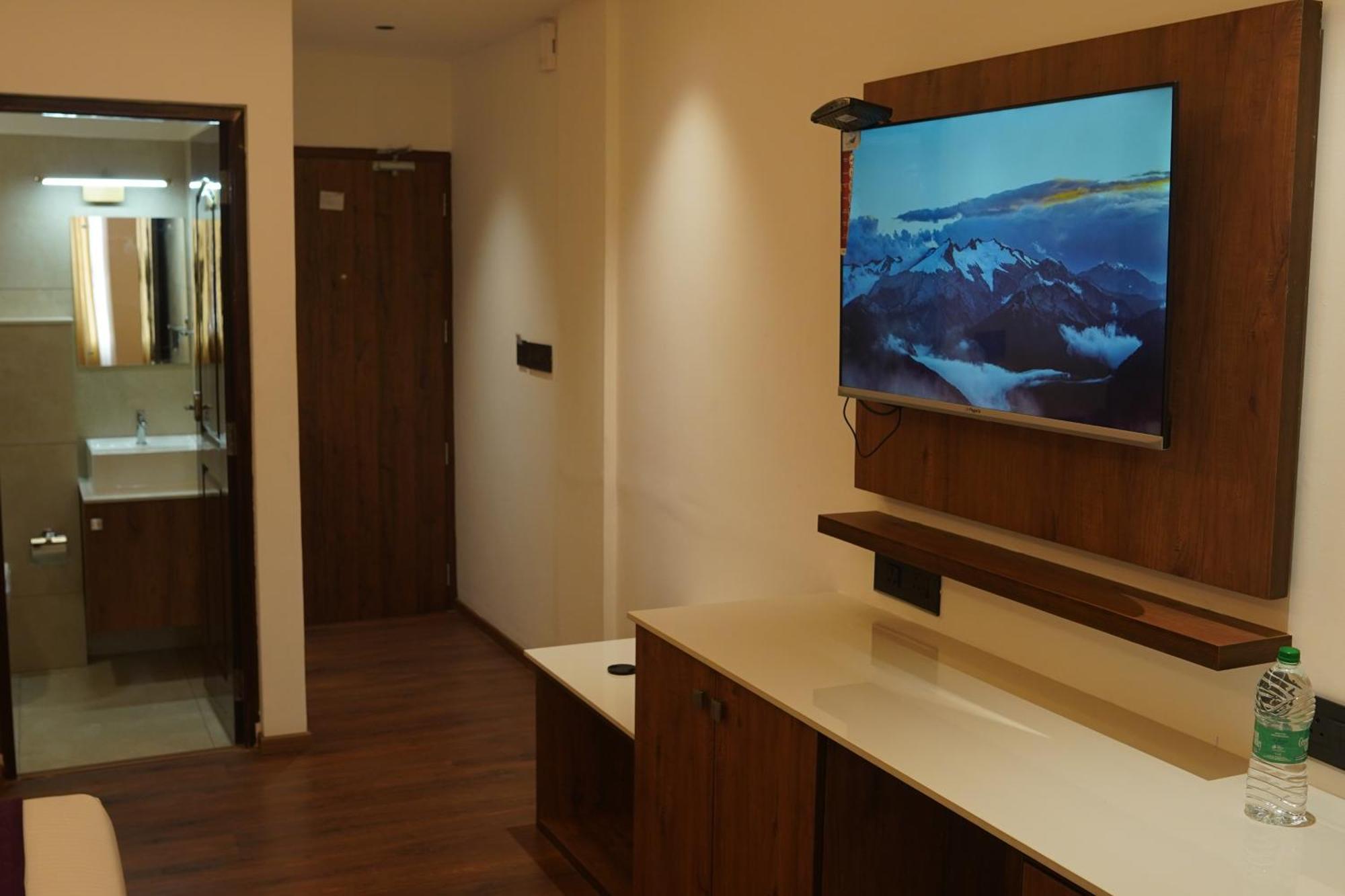 Hotel North Centre Kochi Zewnętrze zdjęcie