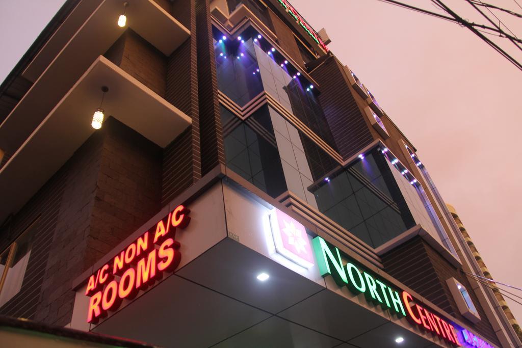 Hotel North Centre Kochi Zewnętrze zdjęcie